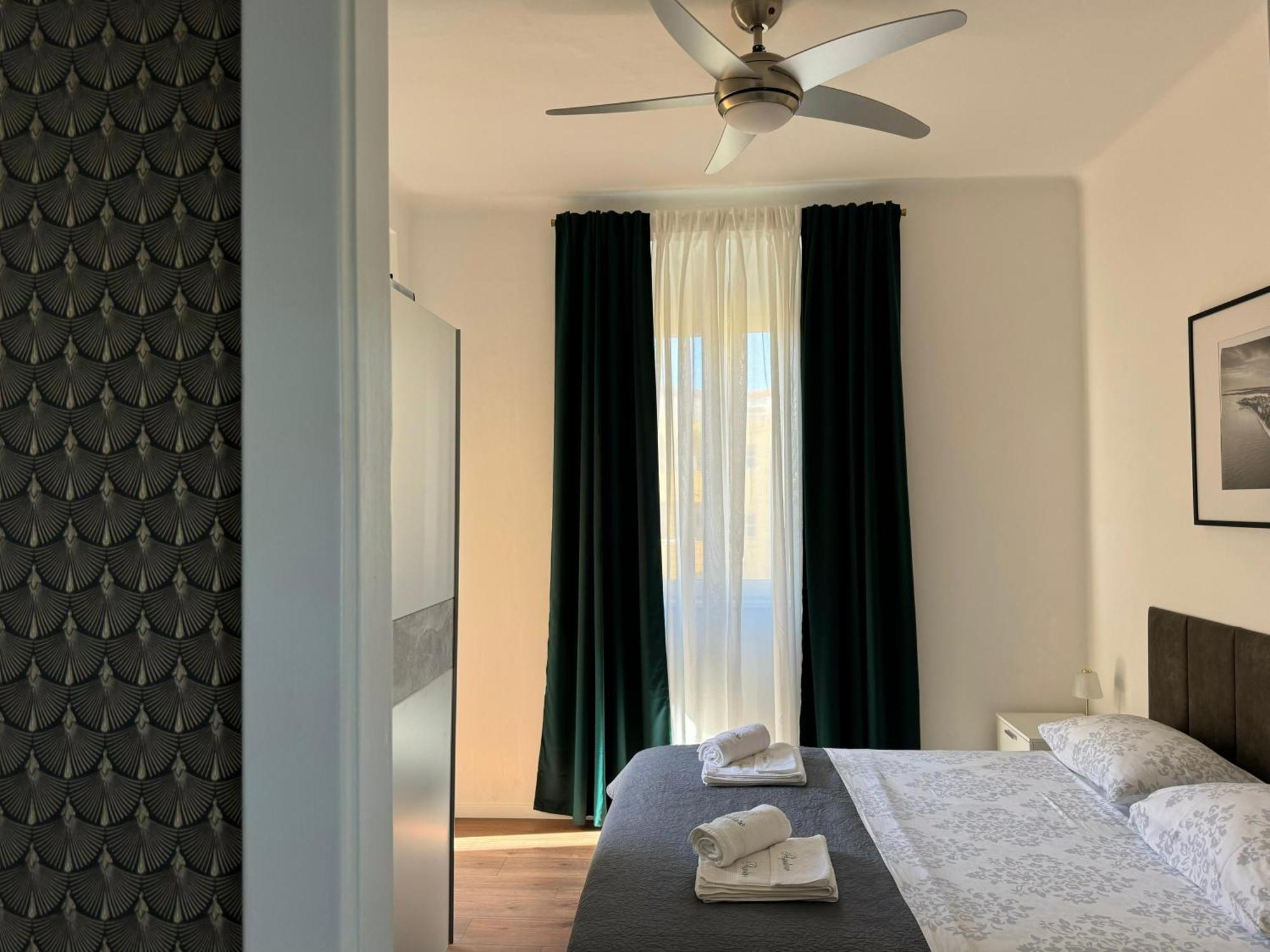 Populare Apartment *